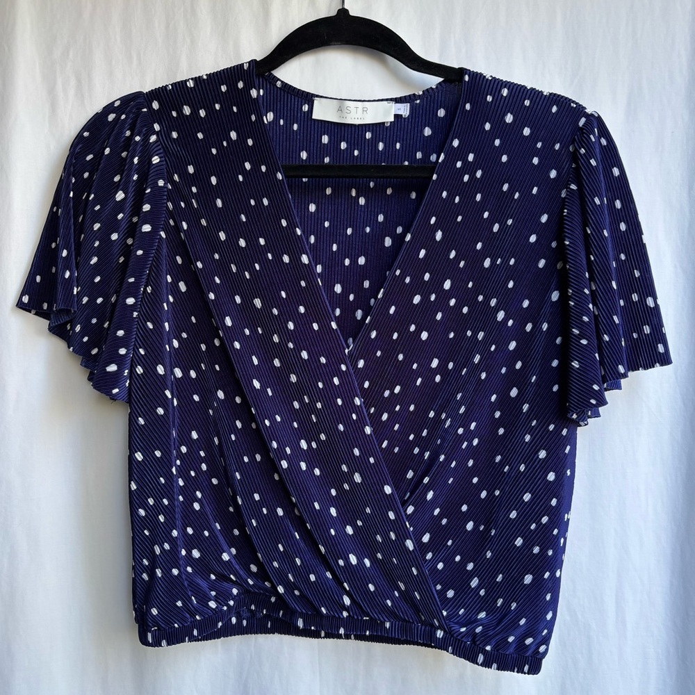 ASTR Pleated Polka Dot Wrap Blouse – Elegant V Neck Crop Top Size S